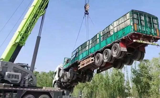 西夏区道路脱困救援案例